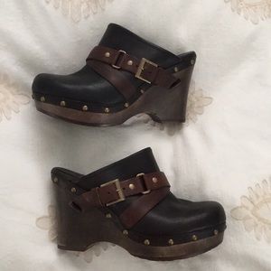 Ugg Natalee leather clogs